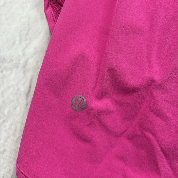 Lululemon Hotty Hot High-Rise Skirt
Sonic Pink Women’s Sz 4 - Picture 11 of 11